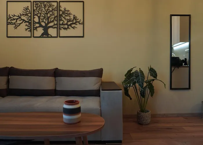 Homesweethome Apartments